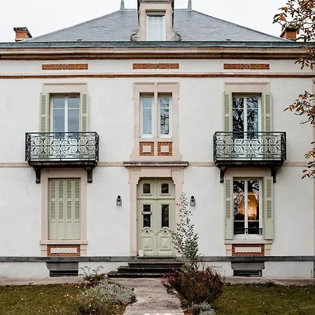 Gasthof La Maison De L'andelot 3*